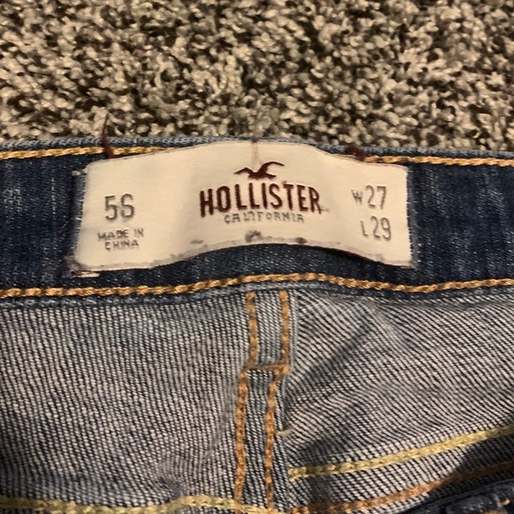 Hollister Jeans *NEVER WORN* - Picture 4 of 4